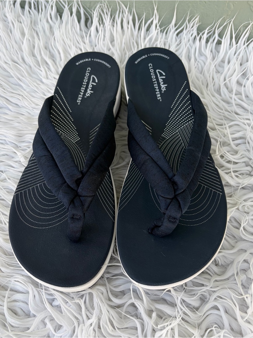 Clarks Navy Braided Cloudsteppers Thong Sandals Sz 10